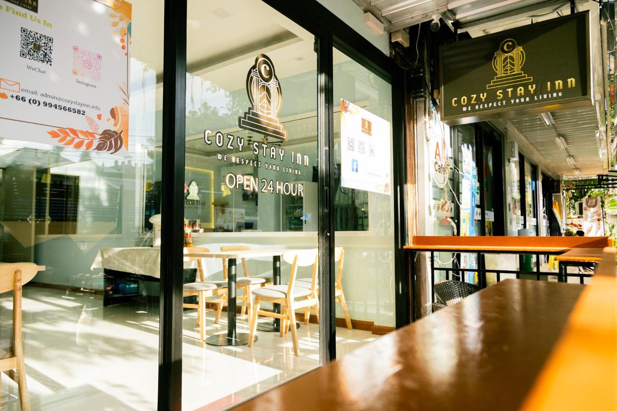 Cozy Stay Inn Bangkok Bagian luar foto