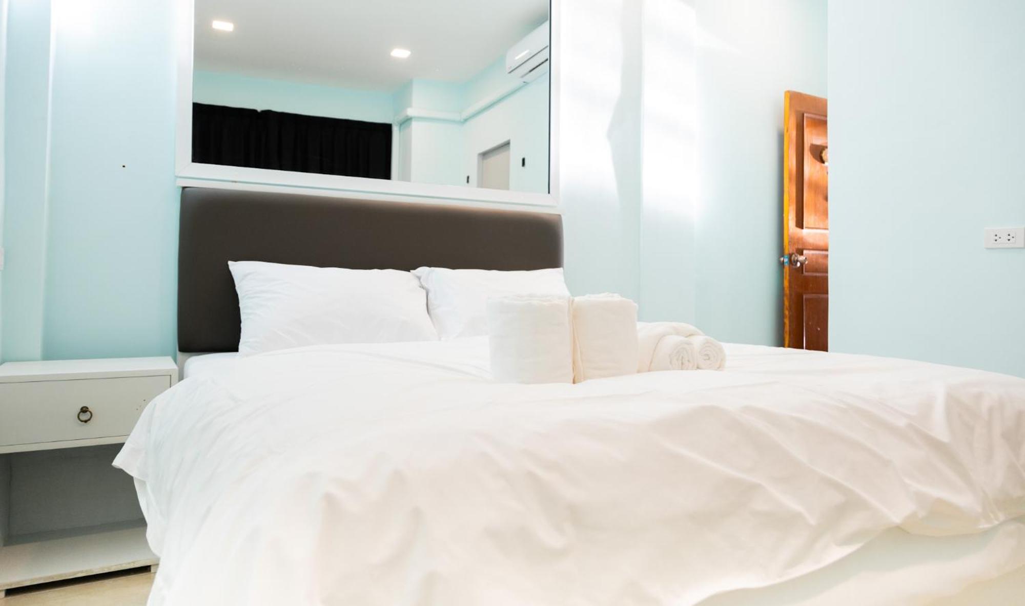 Cozy Stay Inn Bangkok Bagian luar foto